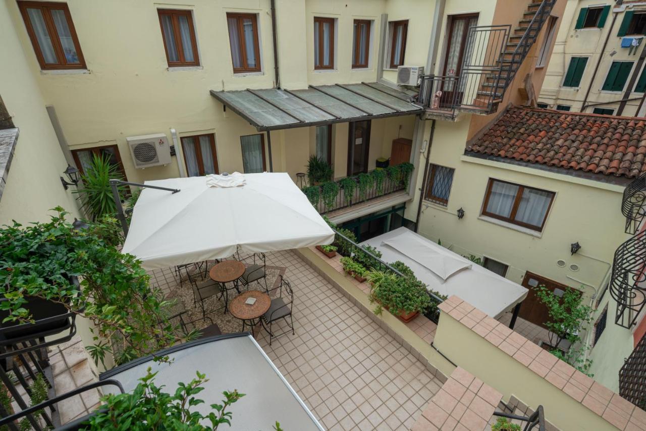 Locanda Herion Venetië Buitenkant foto